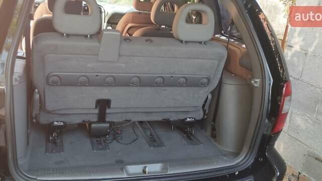 Черный Крайслер Вояджер, объемом двигателя 2.78 л и пробегом 195 тыс. км за 6500 $, фото 4 на Automoto.ua