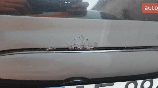 Черный Крайслер Вояджер, объемом двигателя 2.78 л и пробегом 195 тыс. км за 6500 $, фото 5 на Automoto.ua