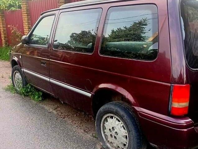 Крайслер Вояджер, объемом двигателя 0 л и пробегом 250 тыс. км за 1350 $, фото 1 на Automoto.ua