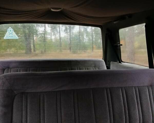 Серый Крайслер Вояджер, объемом двигателя 2.5 л и пробегом 145 тыс. км за 2700 $, фото 7 на Automoto.ua