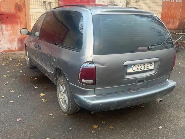 Сірий Крайслер Voyager, об'ємом двигуна 2.4 л та пробігом 20 тис. км за 1000 $, фото 3 на Automoto.ua