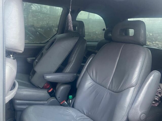 Сірий Крайслер Voyager, об'ємом двигуна 2.4 л та пробігом 20 тис. км за 1000 $, фото 6 на Automoto.ua