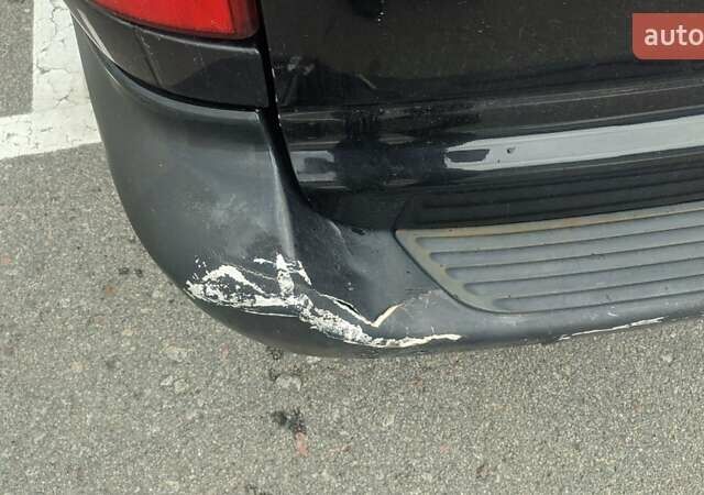 Серый Крайслер Вояджер, объемом двигателя 2.5 л и пробегом 420 тыс. км за 2800 $, фото 6 на Automoto.ua