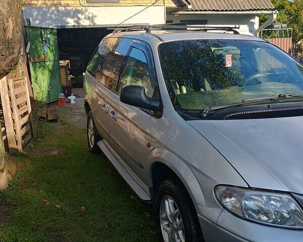 Сірий Крайслер Voyager, об'ємом двигуна 2.5 л та пробігом 312 тис. км за 4800 $, фото 16 на Automoto.ua