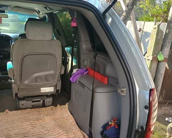 Сірий Крайслер Voyager, об'ємом двигуна 2.5 л та пробігом 312 тис. км за 4800 $, фото 11 на Automoto.ua