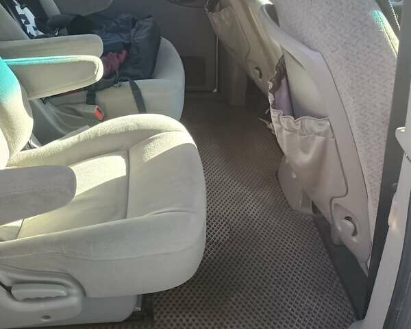 Сірий Крайслер Voyager, об'ємом двигуна 2.5 л та пробігом 312 тис. км за 4800 $, фото 15 на Automoto.ua