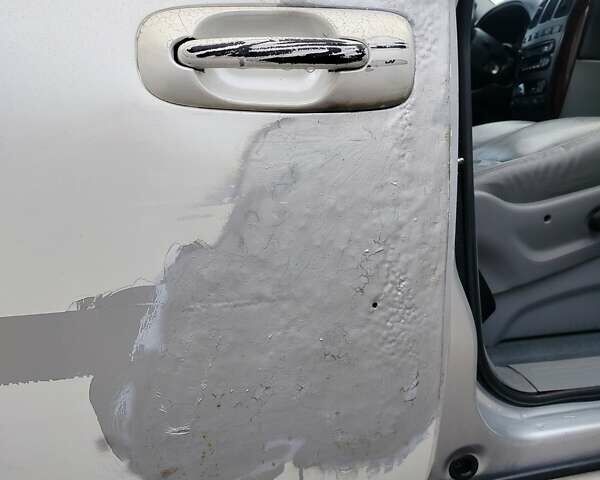 Серый Крайслер Вояджер, объемом двигателя 2.5 л и пробегом 340 тыс. км за 3200 $, фото 17 на Automoto.ua