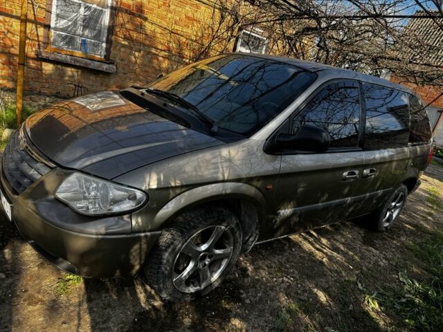 Крайслер Вояджер 2005 в Краматорске на Automoto.ua Серый Крайслер Вояджер, объемом двигателя 2.8 л и пробегом 340 тыс. км за 3100 $, фото 8 на Automoto.ua