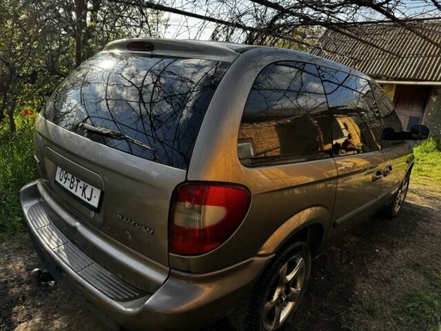 Крайслер Вояджер 2005 в Краматорске на Automoto.ua Серый Крайслер Вояджер, объемом двигателя 2.8 л и пробегом 340 тыс. км за 3100 $, фото 6 на Automoto.ua