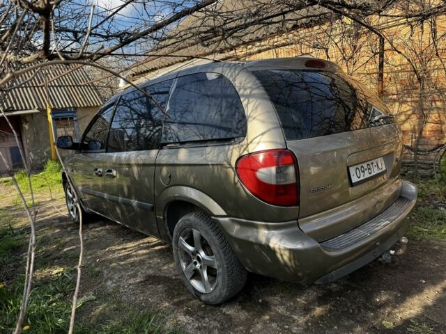 Крайслер Вояджер 2005 в Краматорске на Automoto.ua Серый Крайслер Вояджер, объемом двигателя 2.8 л и пробегом 340 тыс. км за 3100 $, фото 7 на Automoto.ua