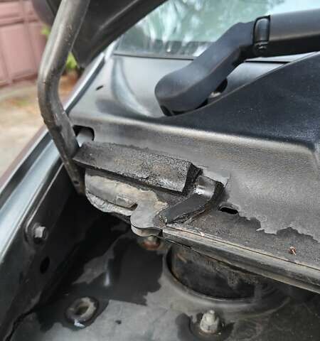 Сірий Крайслер Voyager, об'ємом двигуна 2.78 л та пробігом 280 тис. км за 4100 $, фото 31 на Automoto.ua