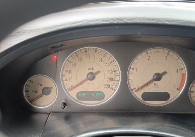 Крайслер Вояджер 2005 в Краматорске на Automoto.ua Серый Крайслер Вояджер, объемом двигателя 2.8 л и пробегом 340 тыс. км за 3100 $, фото 4 на Automoto.ua