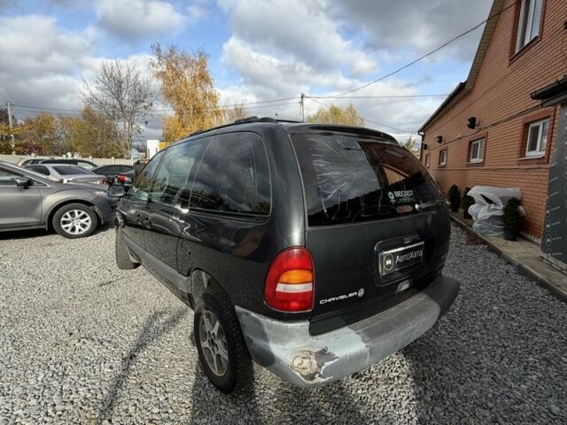 Крайслер Вояджер 2000 в Дергачах на Automoto.ua Синий Крайслер Вояджер, объемом двигателя 2.5 л и пробегом 200 тыс. км за 3000 $, фото 5 на Automoto.ua