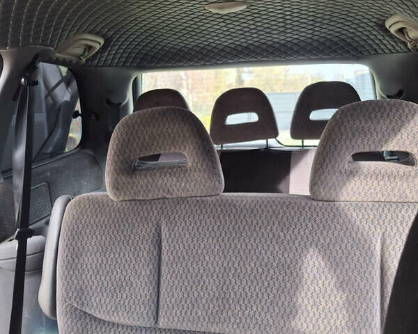 Зеленый Крайслер Вояджер, объемом двигателя 2.5 л и пробегом 432 тыс. км за 3500 $, фото 9 на Automoto.ua