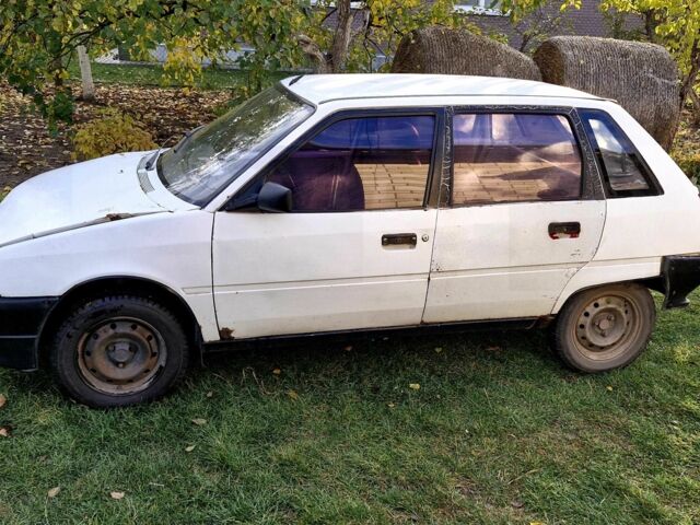 Ситроен АХ 1988 в Броварах на Automoto.ua Белый Ситроен АХ, объемом двигателя 1.1 л и пробегом 360 тыс. км за 524 $, фото 1 на Automoto.ua