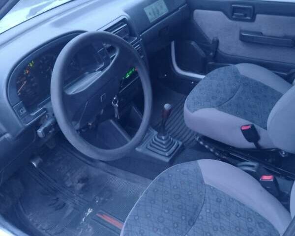 Белый Ситроен АХ, объемом двигателя 1.1 л и пробегом 257 тыс. км за 1300 $, фото 3 на Automoto.ua