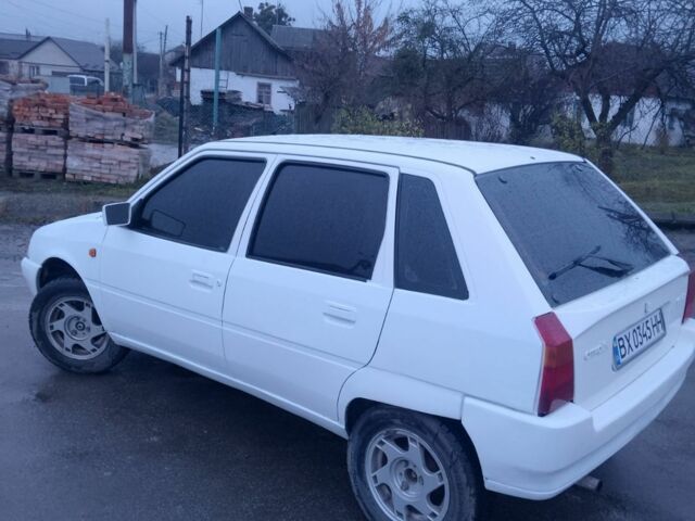 Белый Ситроен АХ, объемом двигателя 1.1 л и пробегом 257 тыс. км за 1300 $, фото 1 на Automoto.ua