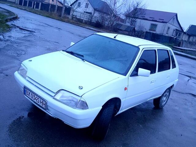 Белый Ситроен АХ, объемом двигателя 1.1 л и пробегом 257 тыс. км за 1200 $, фото 1 на Automoto.ua