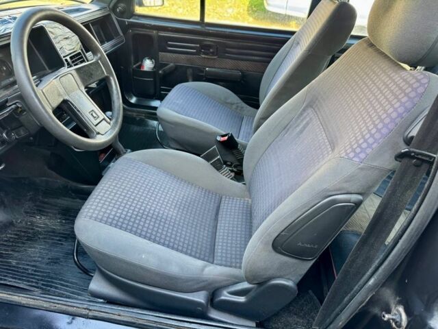 Черный Ситроен АХ, объемом двигателя 1.1 л и пробегом 150 тыс. км за 475 $, фото 5 на Automoto.ua