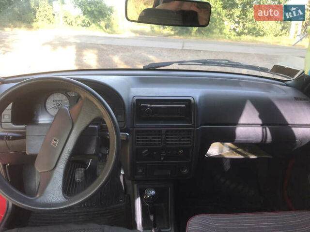 Червоний Сітроен АХ, об'ємом двигуна 1.2 л та пробігом 300 тис. км за 1600 $, фото 5 на Automoto.ua
