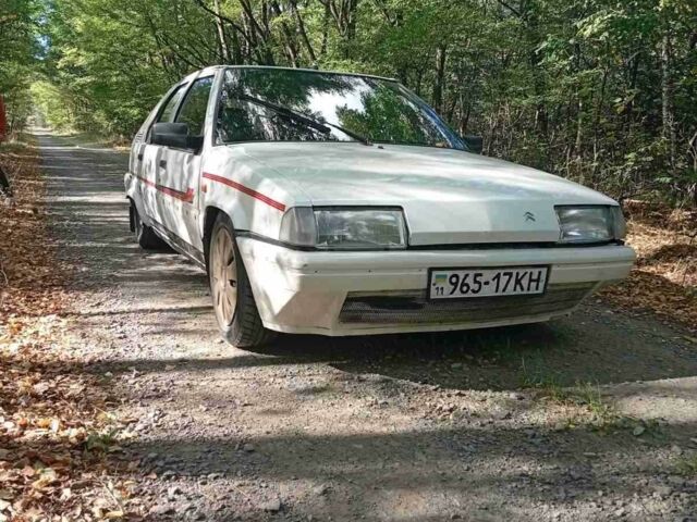 Ситроен БХ 1987 в Малине на Automoto.ua Белый Ситроен БХ, объемом двигателя 9 л и пробегом 100 тыс. км за 1000 $, фото 4 на Automoto.ua