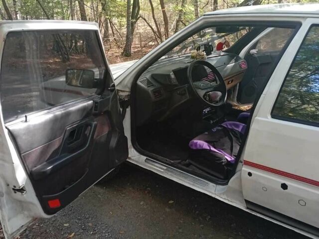 Ситроен БХ 1987 в Малине на Automoto.ua Белый Ситроен БХ, объемом двигателя 9 л и пробегом 100 тыс. км за 1000 $, фото 6 на Automoto.ua