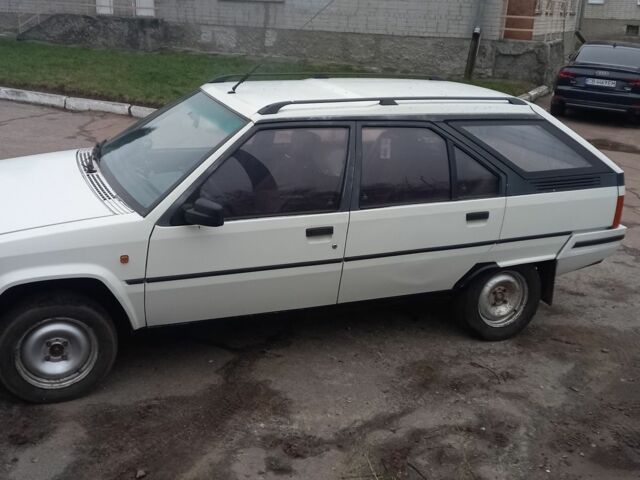 Белый Ситроен БХ, объемом двигателя 1.6 л и пробегом 120 тыс. км за 700 $, фото 3 на Automoto.ua