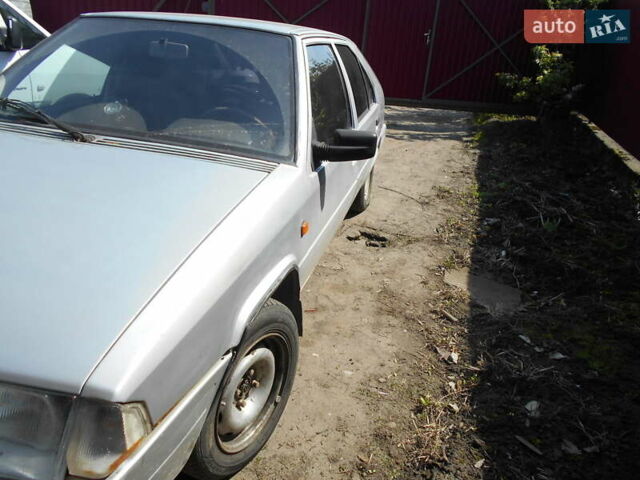 Серый Ситроен БХ, объемом двигателя 1.58 л и пробегом 240 тыс. км за 900 $, фото 4 на Automoto.ua