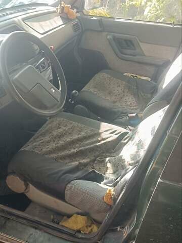 Зеленый Ситроен БХ, объемом двигателя 1.6 л и пробегом 350 тыс. км за 750 $, фото 2 на Automoto.ua