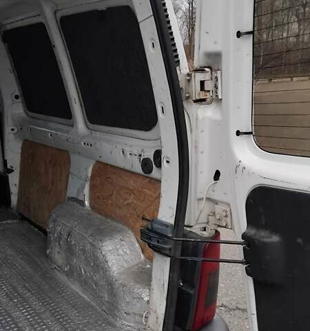 Белый Ситроен Берлинго, объемом двигателя 1.91 л и пробегом 350 тыс. км за 1650 $, фото 14 на Automoto.ua