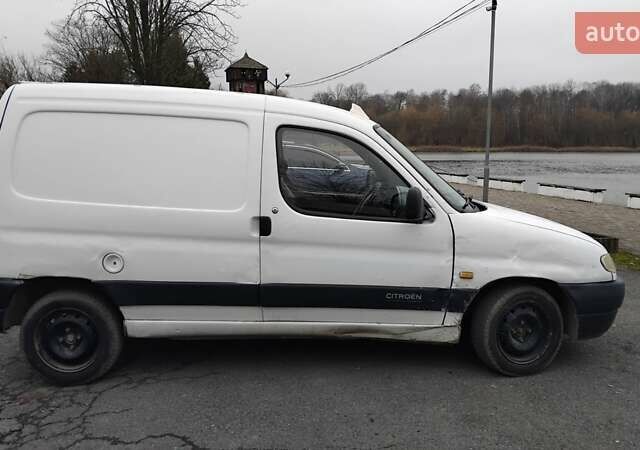 Белый Ситроен Берлинго, объемом двигателя 1.91 л и пробегом 350 тыс. км за 1650 $, фото 9 на Automoto.ua