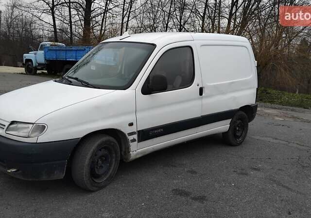 Белый Ситроен Берлинго, объемом двигателя 1.91 л и пробегом 350 тыс. км за 1650 $, фото 11 на Automoto.ua