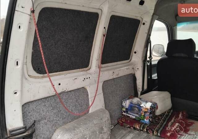 Белый Ситроен Берлинго, объемом двигателя 1.91 л и пробегом 350 тыс. км за 1650 $, фото 16 на Automoto.ua