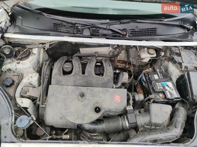 Білий Сітроен Берлінго, об'ємом двигуна 1.9 л та пробігом 286 тис. км за 2300 $, фото 13 на Automoto.ua