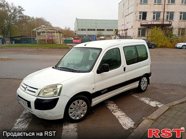 Білий Сітроен Берлінго, об'ємом двигуна 1.9 л та пробігом 245 тис. км за 2500 $, фото 3 на Automoto.ua