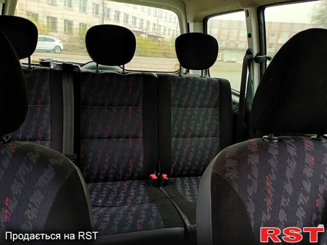 Білий Сітроен Берлінго, об'ємом двигуна 1.9 л та пробігом 245 тис. км за 2500 $, фото 7 на Automoto.ua