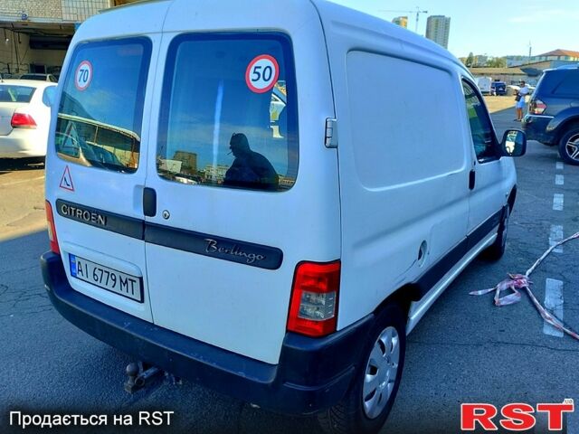 Белый Ситроен Берлинго, объемом двигателя 1.6 л и пробегом 238 тыс. км за 3200 $, фото 2 на Automoto.ua