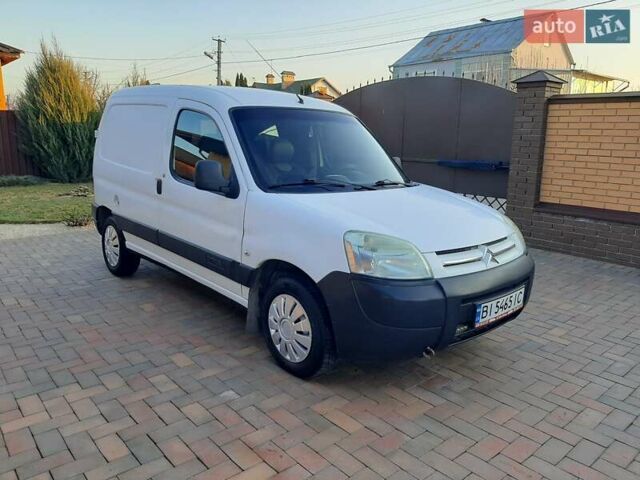 Белый Ситроен Берлинго, объемом двигателя 1.9 л и пробегом 210 тыс. км за 3000 $, фото 3 на Automoto.ua