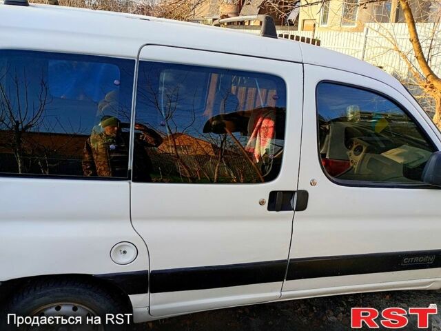 Белый Ситроен Берлинго, объемом двигателя 1.9 л и пробегом 0 тыс. км за 1500 $, фото 3 на Automoto.ua