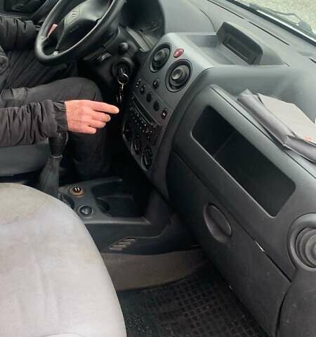 Білий Сітроен Берлінго, об'ємом двигуна 1.9 л та пробігом 300 тис. км за 2750 $, фото 4 на Automoto.ua