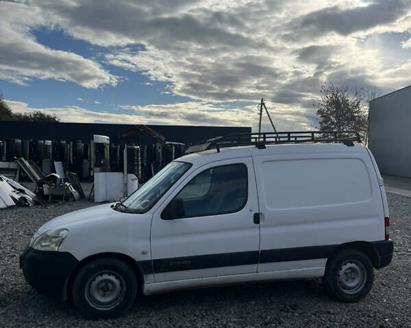 Ситроен Берлинго 2006 в Черновцах на Automoto.ua Белый Ситроен Берлинго, объемом двигателя 1.9 л и пробегом 350 тыс. км за 2950 $, фото 1 на Automoto.ua