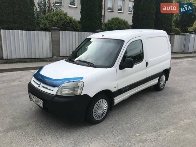 Білий Сітроен Берлінго, об'ємом двигуна 1.56 л та пробігом 332 тис. км за 2850 $, фото 1 на Automoto.ua