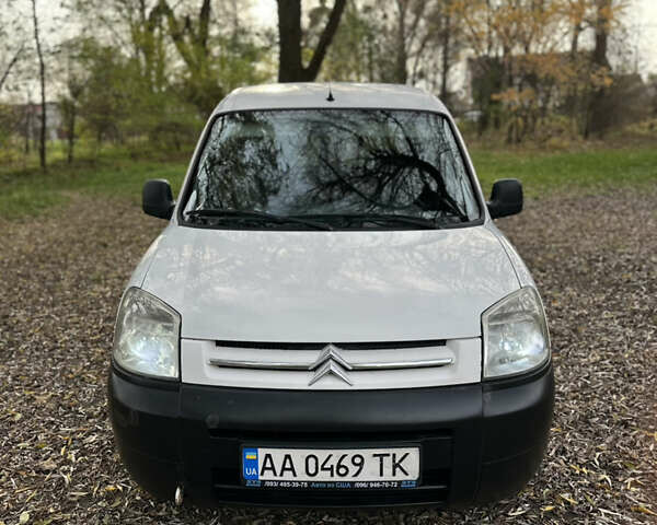 Белый Ситроен Берлинго, объемом двигателя 1.9 л и пробегом 412 тыс. км за 3800 $, фото 7 на Automoto.ua