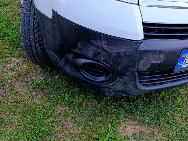 Белый Ситроен Берлинго, объемом двигателя 1.6 л и пробегом 394 тыс. км за 5300 $, фото 1 на Automoto.ua