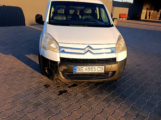 Белый Ситроен Берлинго, объемом двигателя 1.6 л и пробегом 394 тыс. км за 5300 $, фото 7 на Automoto.ua