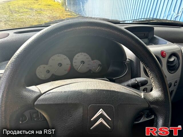 Ситроен Берлинго 2009 в Залещиках на Automoto.ua Белый Ситроен Берлинго, объемом двигателя 1.6 л и пробегом 185 тыс. км за 2500 $, фото 9 на Automoto.ua