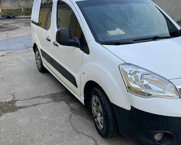 Білий Сітроен Берлінго, об'ємом двигуна 1.56 л та пробігом 202 тис. км за 5700 $, фото 2 на Automoto.ua