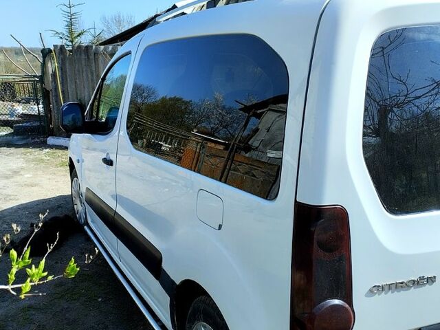 Білий Сітроен Берлінго, об'ємом двигуна 1.6 л та пробігом 270 тис. км за 5999 $, фото 2 на Automoto.ua