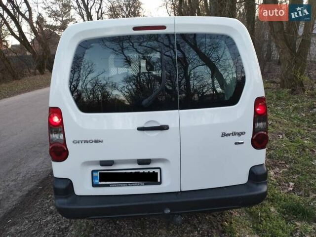 Білий Сітроен Берлінго, об'ємом двигуна 1.6 л та пробігом 313 тис. км за 5900 $, фото 37 на Automoto.ua
