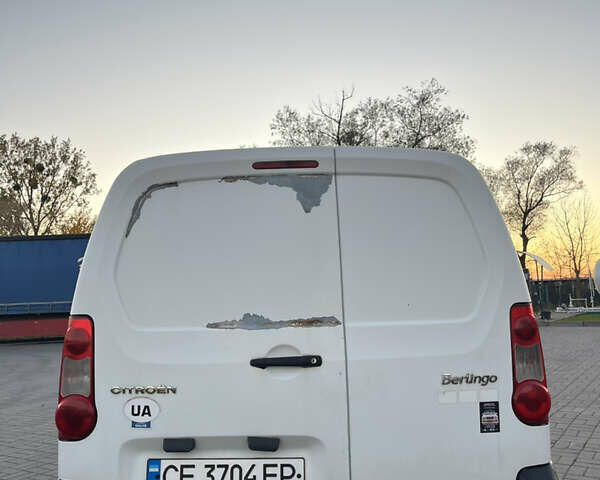 Белый Ситроен Берлинго, объемом двигателя 1.56 л и пробегом 300 тыс. км за 3999 $, фото 6 на Automoto.ua